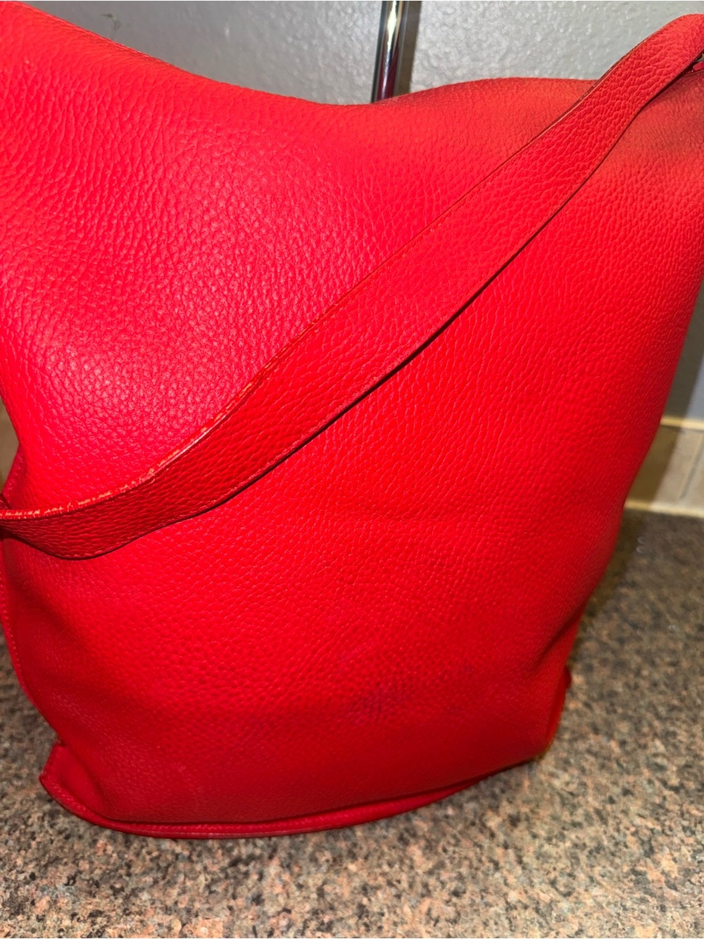 Furla Bright Red Pebbled Leather Shoulder Tote XL - Picture 2 of 6
